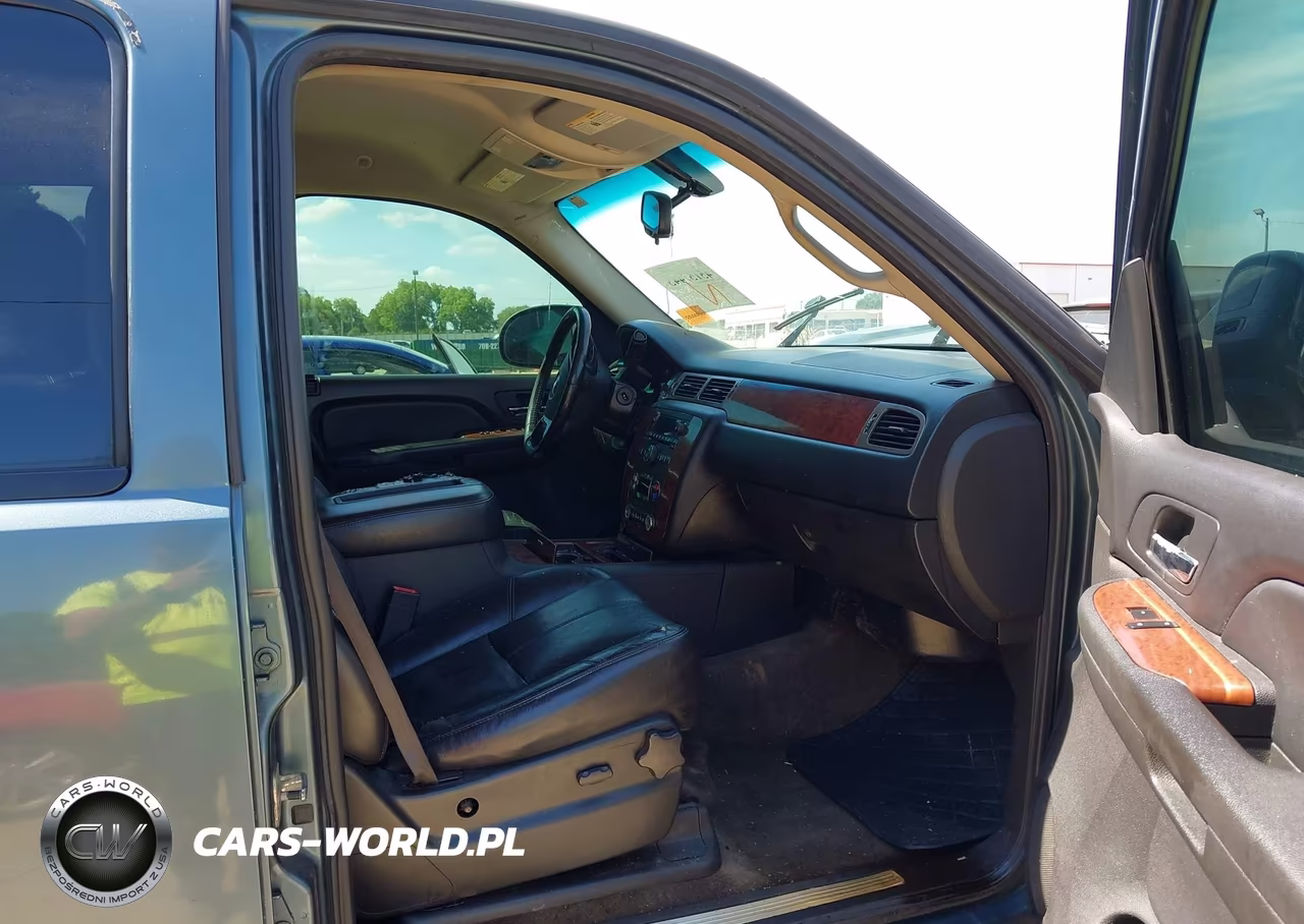 2009 Chevrolet Tahoe Lt2 VIN:1GNFK23039R101917 - 5