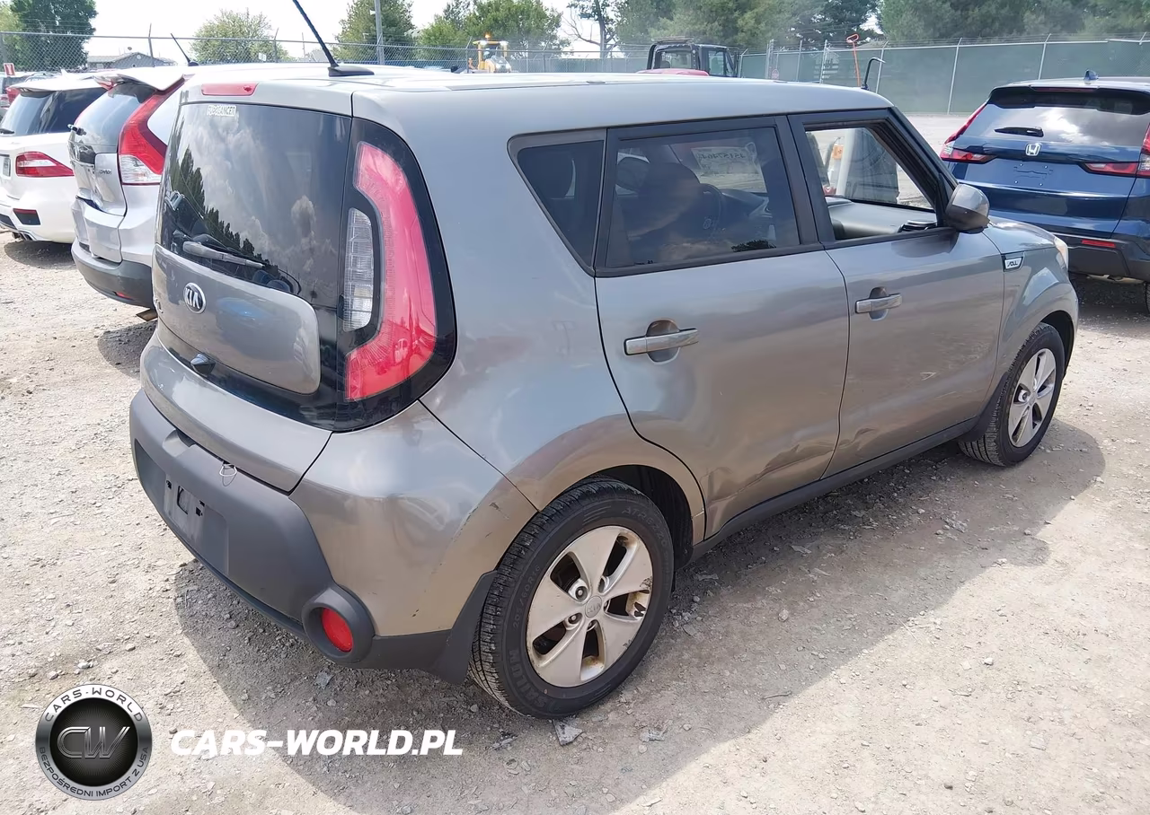 2015 Kia Soul VIN:KNDJN2A29F7186302 - 4