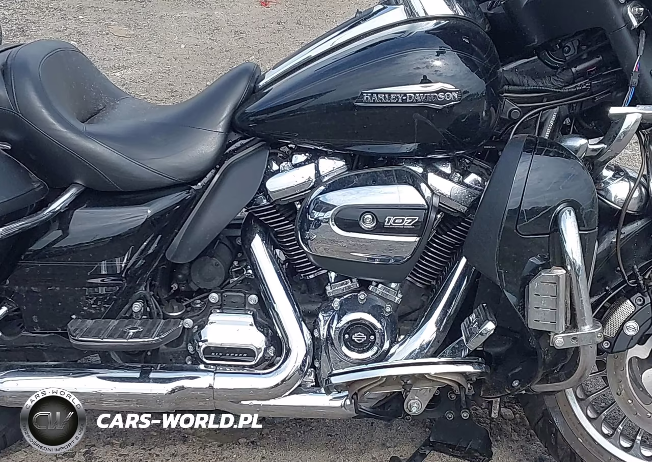 2019 Harley-Davidson Flhtcu VIN:1HD1FCC10KB602606 - 8