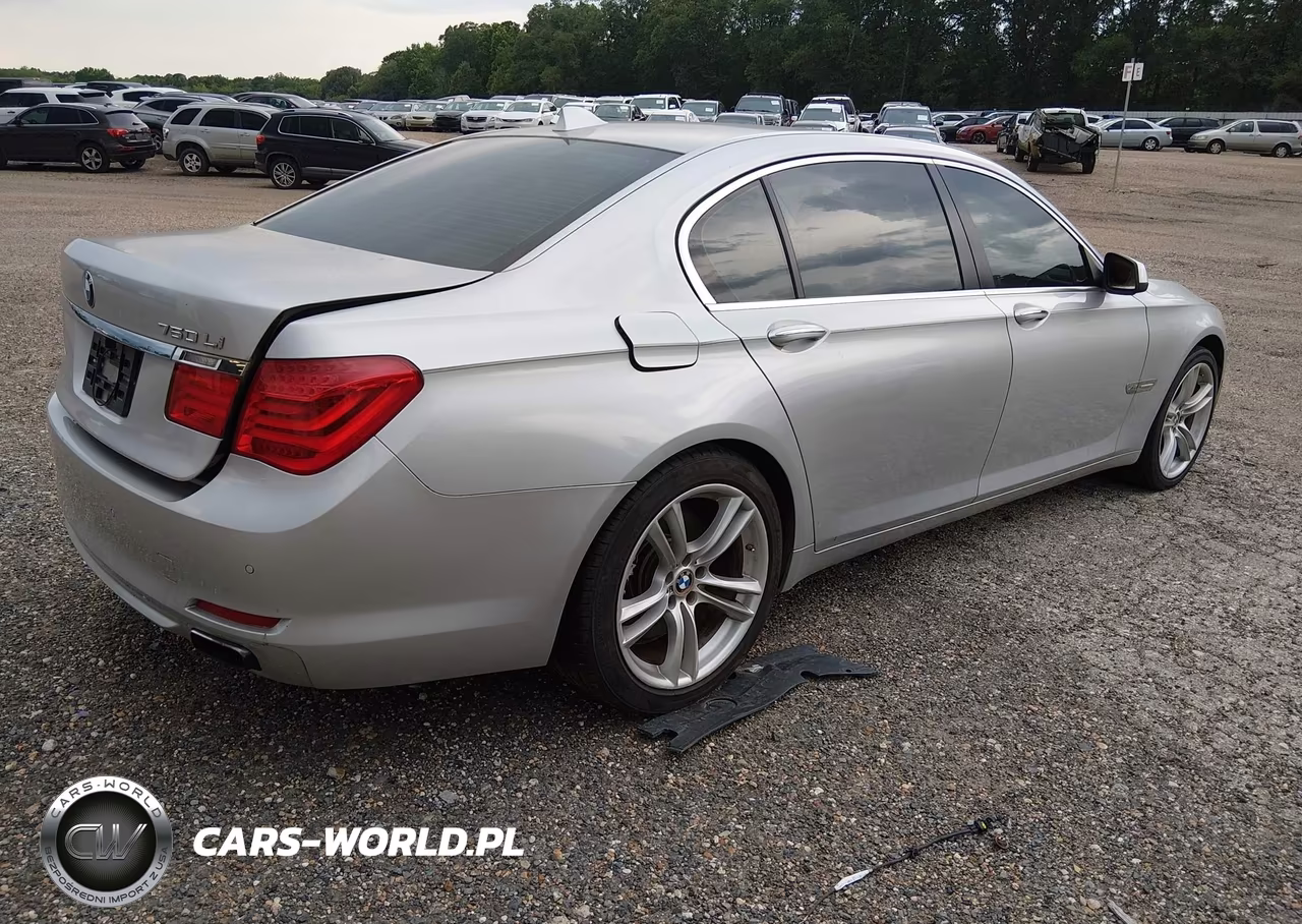 2011 BMW 750Li xDrive VIN:WBAKC8C53BC431629 - 4