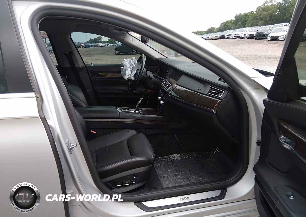 2011 BMW 750Li xDrive VIN:WBAKC8C53BC431629 - 5