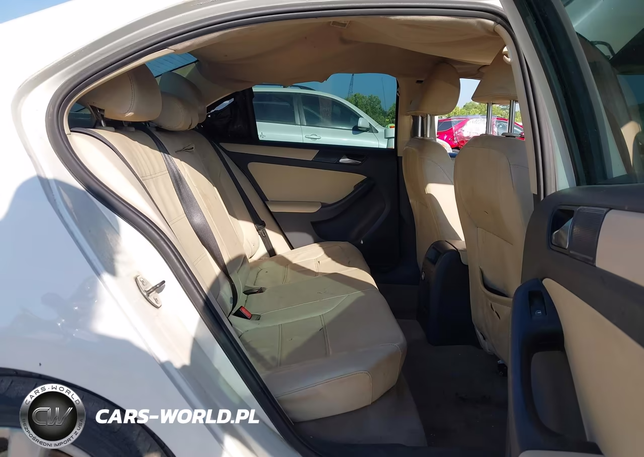 2011 Volkswagen Jetta 2.5L Se VIN:3VWDX7AJ0BM351579 - 8