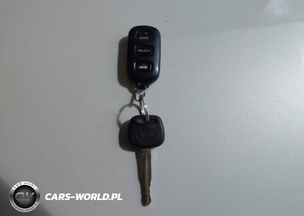 2003 Toyota Camry Xle VIN:JTDBE30K330163145 - 11