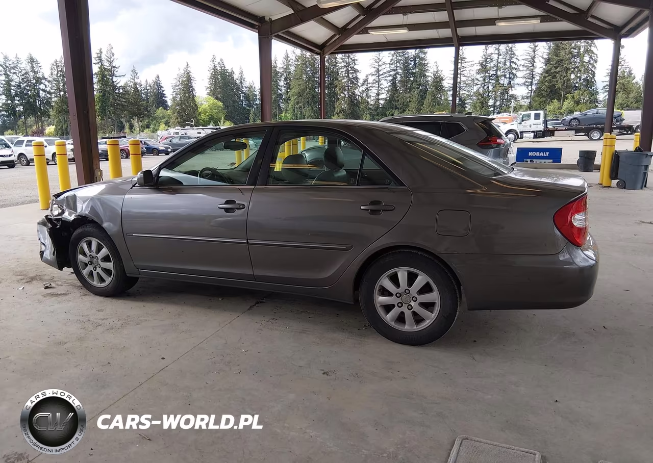 2003 Toyota Camry Xle VIN:JTDBE30K330163145 - 14