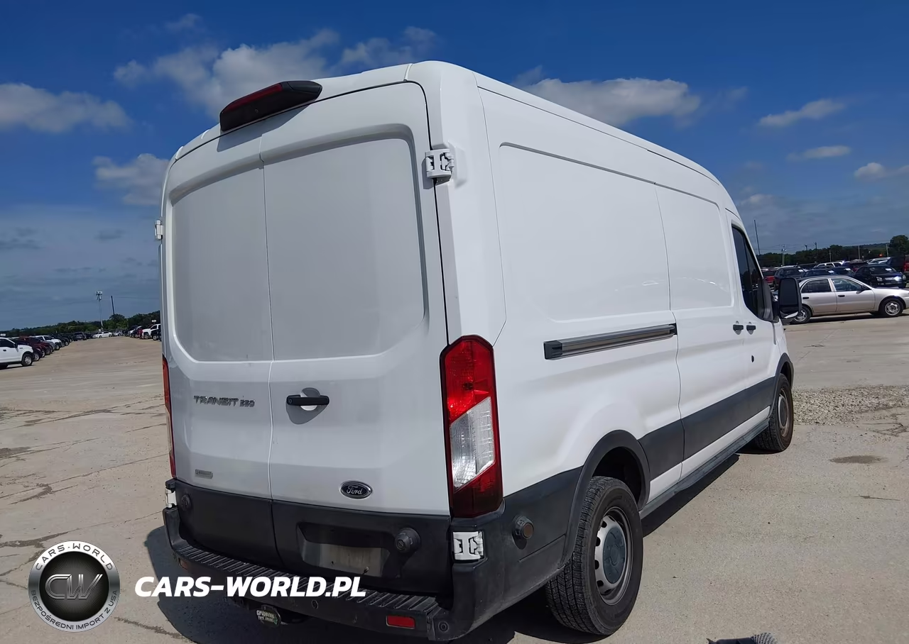 2019 Ford Transit-250 VIN:1FTYR2CG7KKA14711 - 4