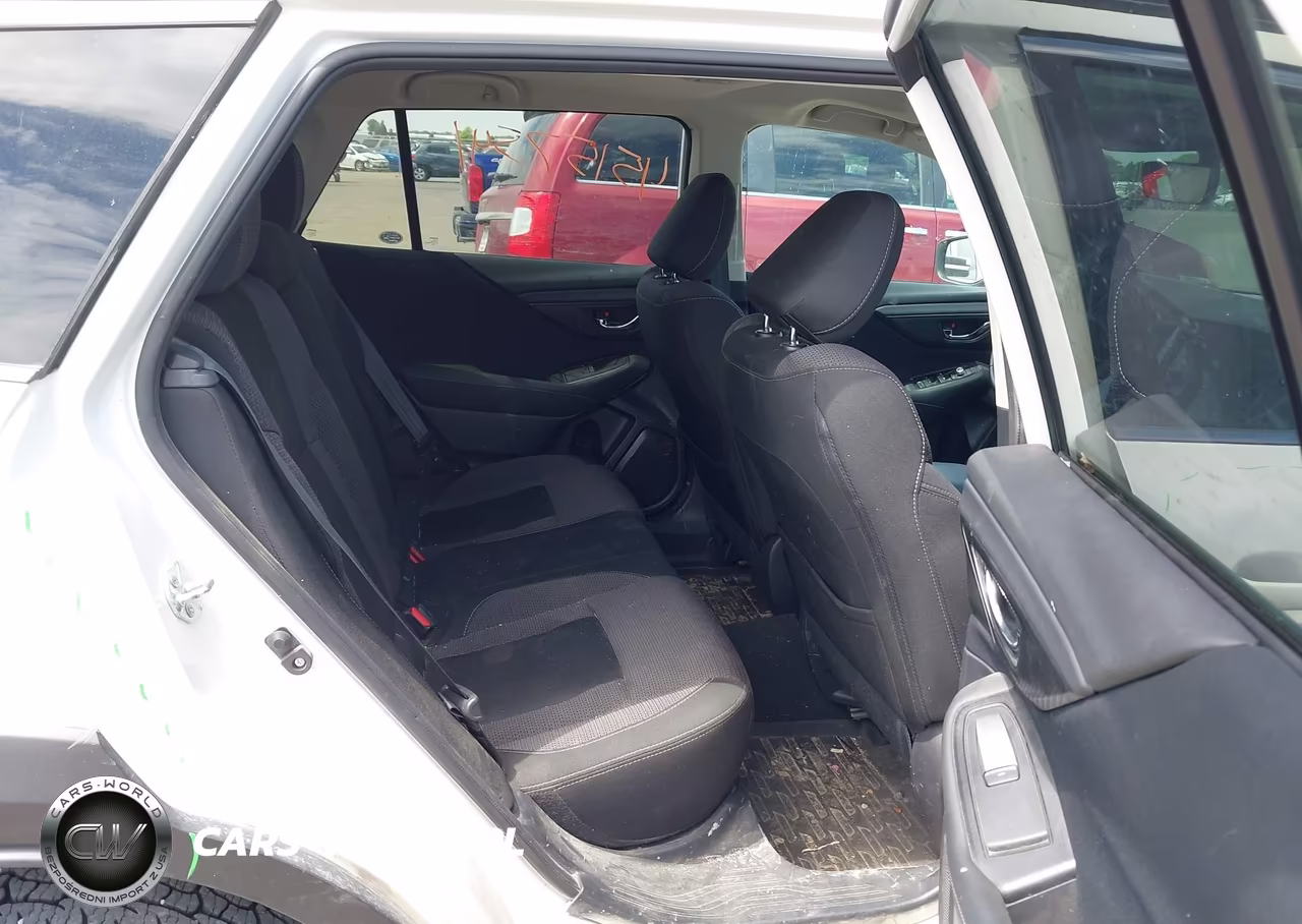 2023 Subaru Outback Premium VIN:4S4BTAFC1P3203555 - 8