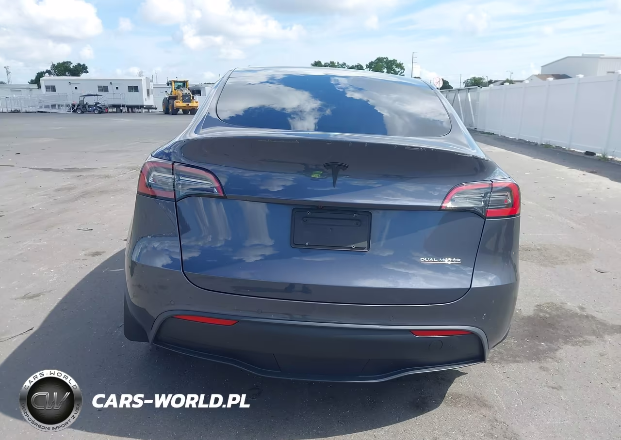 2022 Tesla Model Y Performance Dual Motor All-Wheel Drive VIN:7SAYGDEF2NF515693 - 16