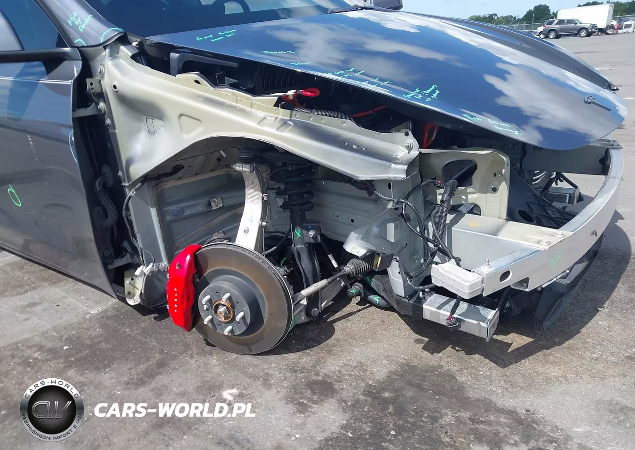 2022 Tesla Model Y Performance Dual Motor All-Wheel Drive VIN:7SAYGDEF2NF515693 - 6