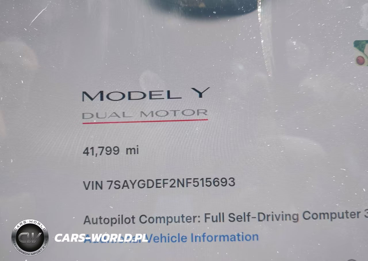 2022 Tesla Model Y Performance Dual Motor All-Wheel Drive VIN:7SAYGDEF2NF515693 - 7