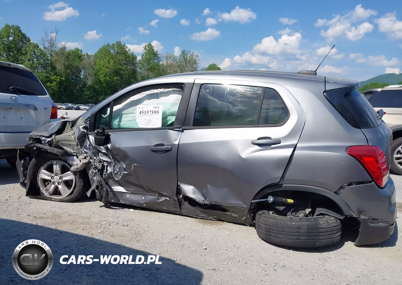 2020 Chevrolet Trax Fwd Ls VIN:3GNCJKSBXLL286037 - 18