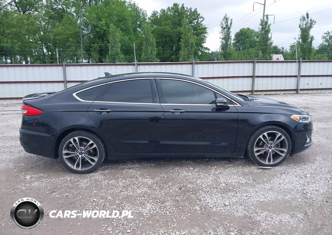 2019 Ford Fusion Titanium VIN:3FA6P0D97KR117484 - 13