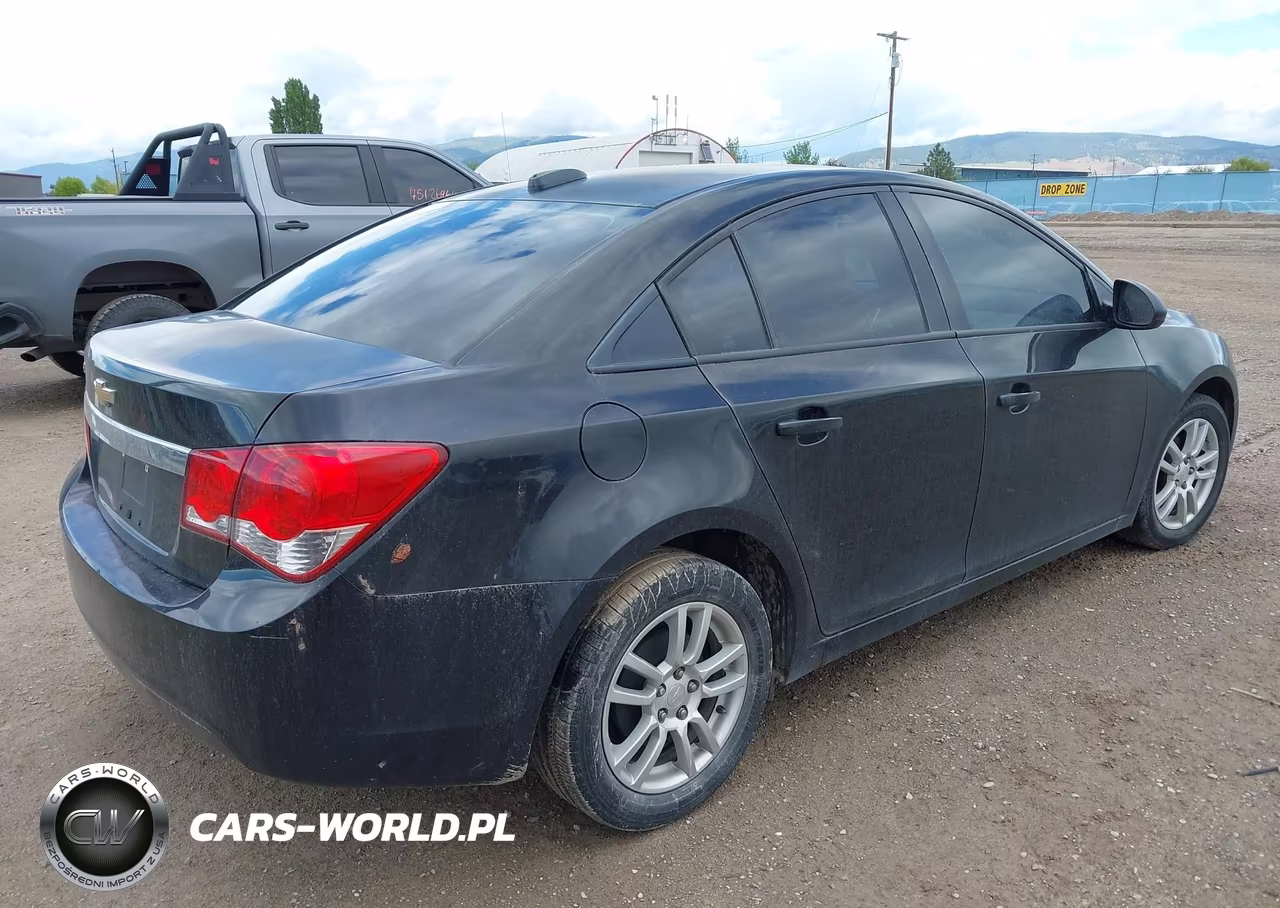 CHEVROLET CRUZE VIN:1G1PA5SH3F7174987 - 4