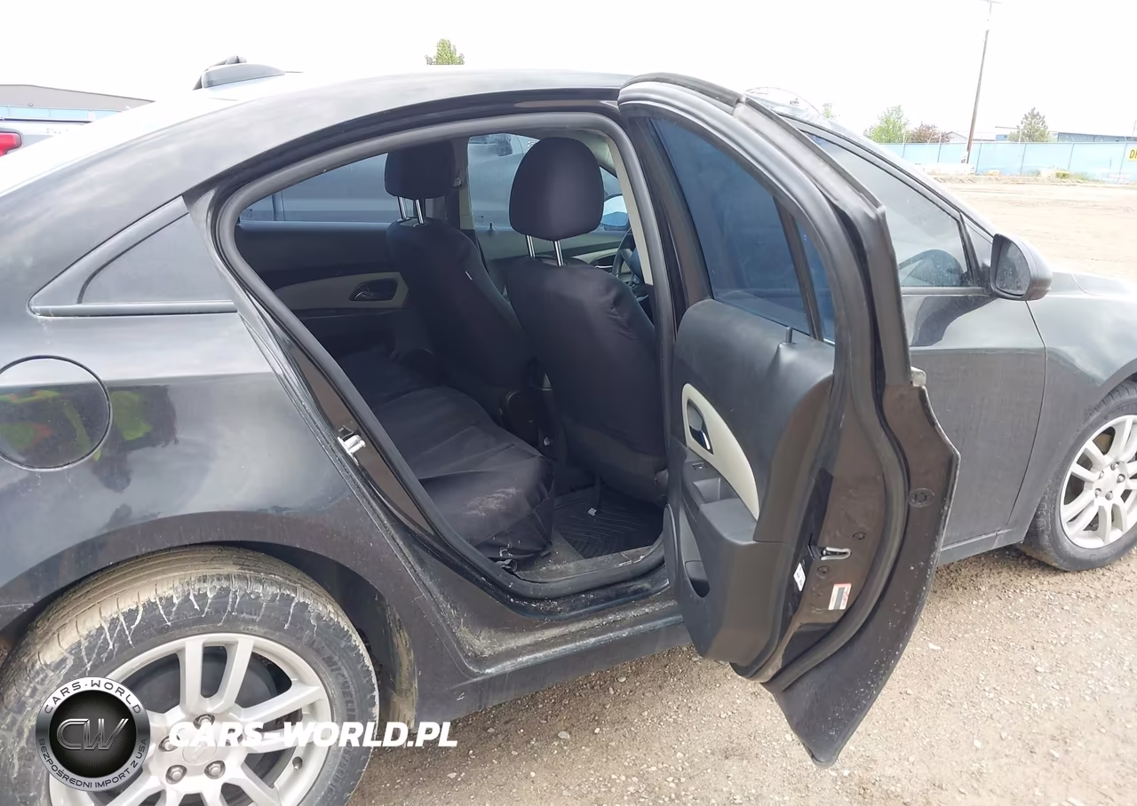 CHEVROLET CRUZE VIN:1G1PA5SH3F7174987 - 8