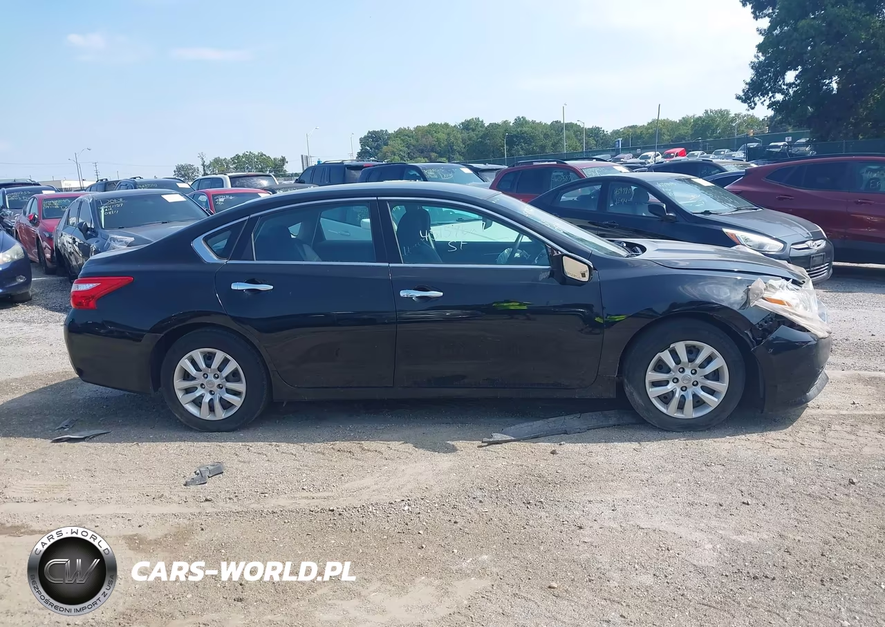 2016 Nissan Altima 2.5 S VIN:1N4AL3AP6GN357212 - 13