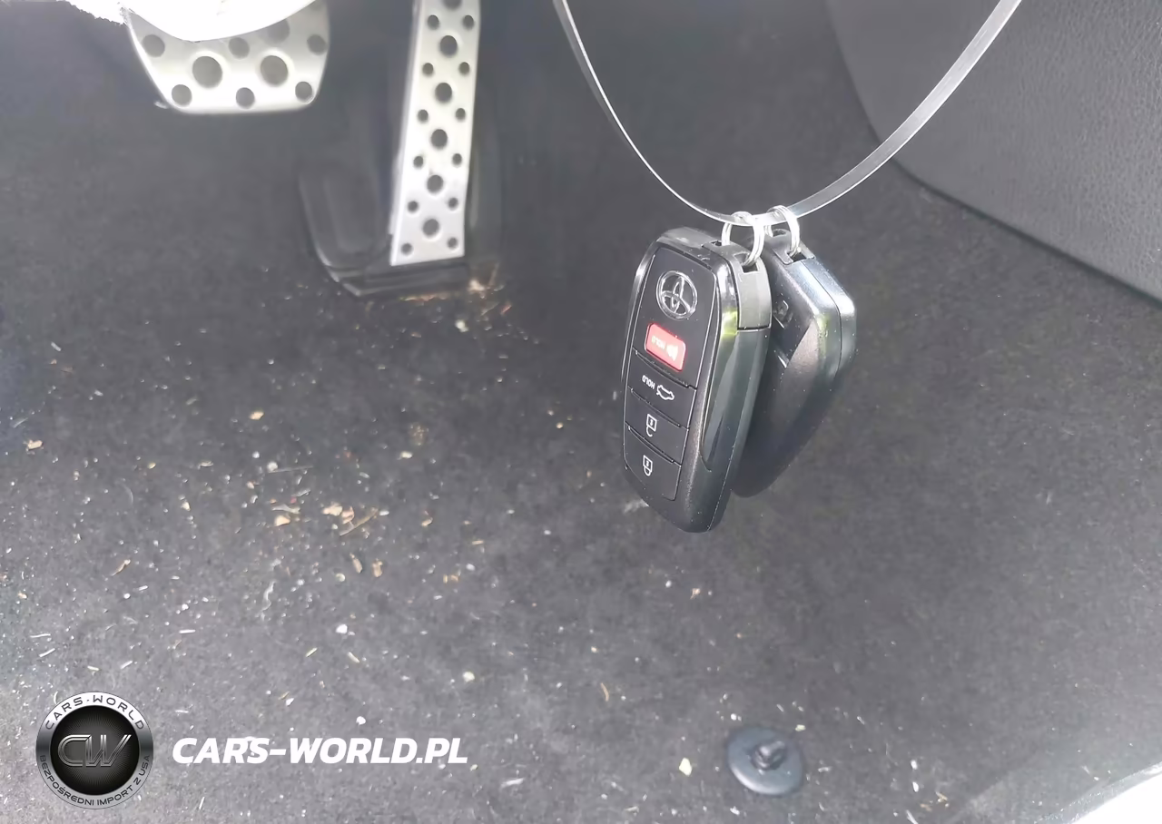 2026 Toyota Camry Se VIN:4T1DAACK5TU699779 - 11