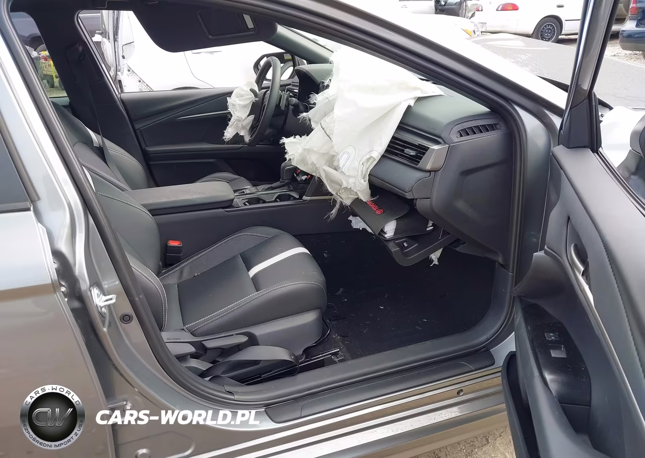 2026 Toyota Camry Se VIN:4T1DAACK5TU699779 - 5
