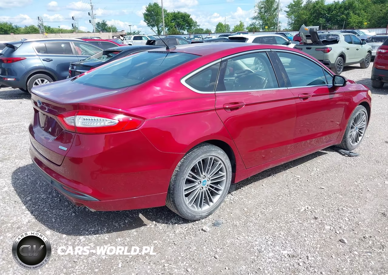 2013 Ford Fusion Se VIN:3FA6P0HR0DR110762 - 4
