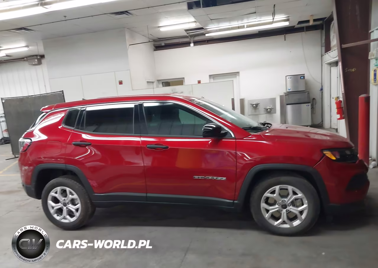 2025 Jeep Compass Sport 4X4 VIN:3C4NJDAN9ST536150 - 13