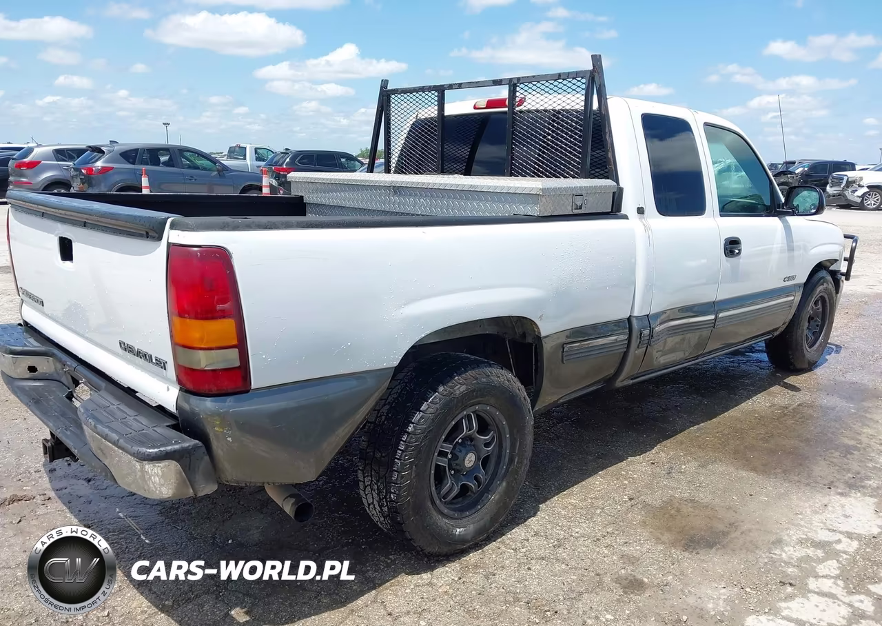 2001 Chevrolet Silverado 1500 Ls VIN:2GCEC19T811326618 - 4
