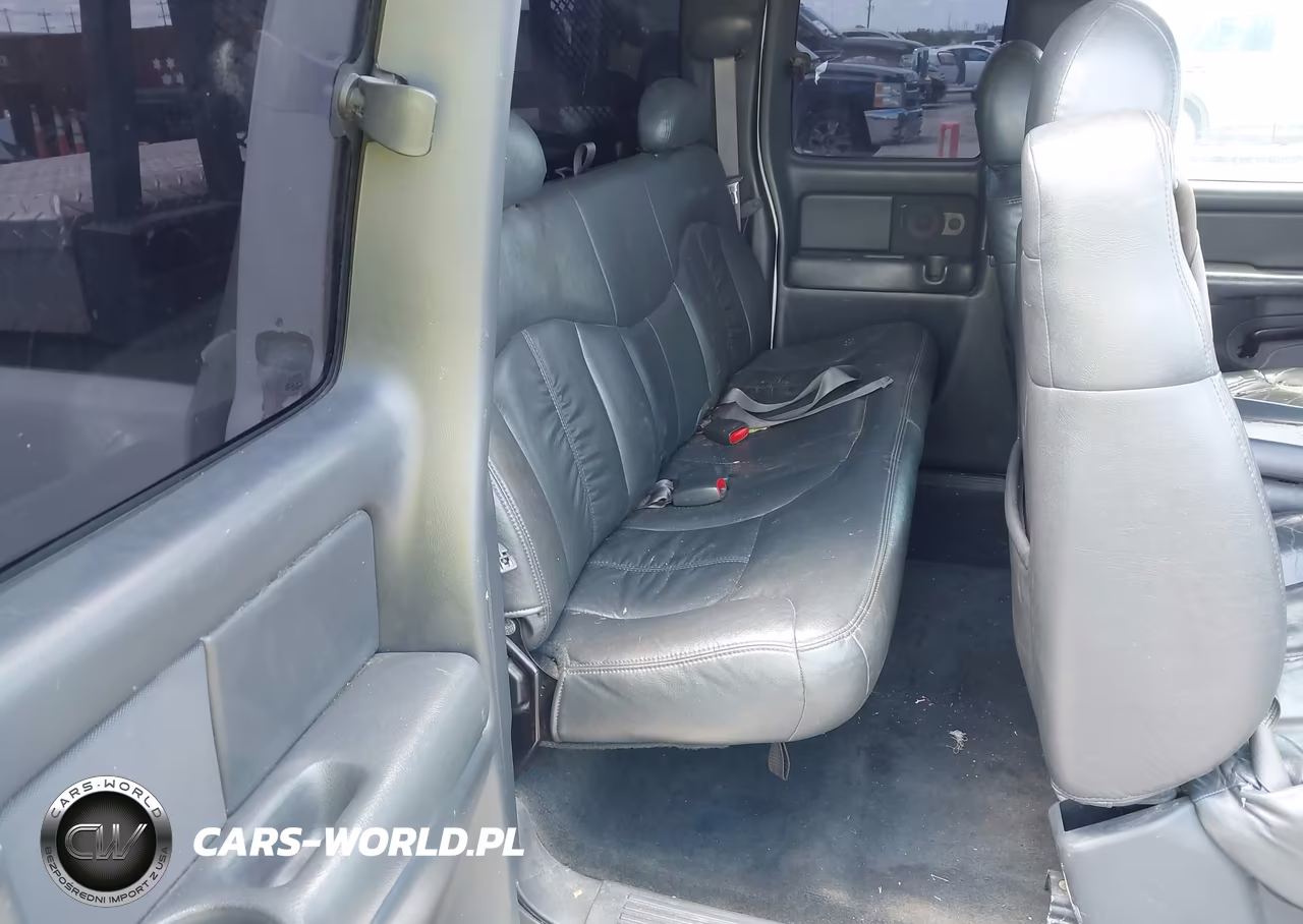 2001 Chevrolet Silverado 1500 Ls VIN:2GCEC19T811326618 - 8