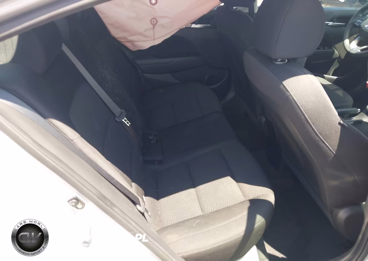 2020 Hyundai Elantra Sel VIN:KMHD84LF0LU942303 - 8