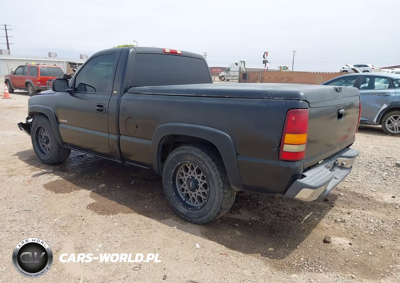 2000 Chevrolet Silverado 1500 VIN:1GCEC14W0YZ110376 - 3