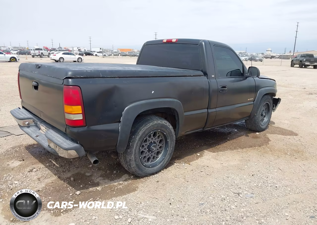 2000 Chevrolet Silverado 1500 VIN:1GCEC14W0YZ110376 - 4