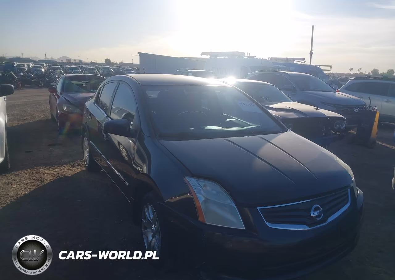 2011 Nissan Sentra 2.0S – zdjęcie 1 z 11