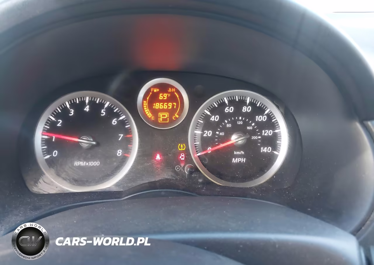 2011 Nissan Sentra 2.0S VIN:3N1AB6AP2BL651619 - 7