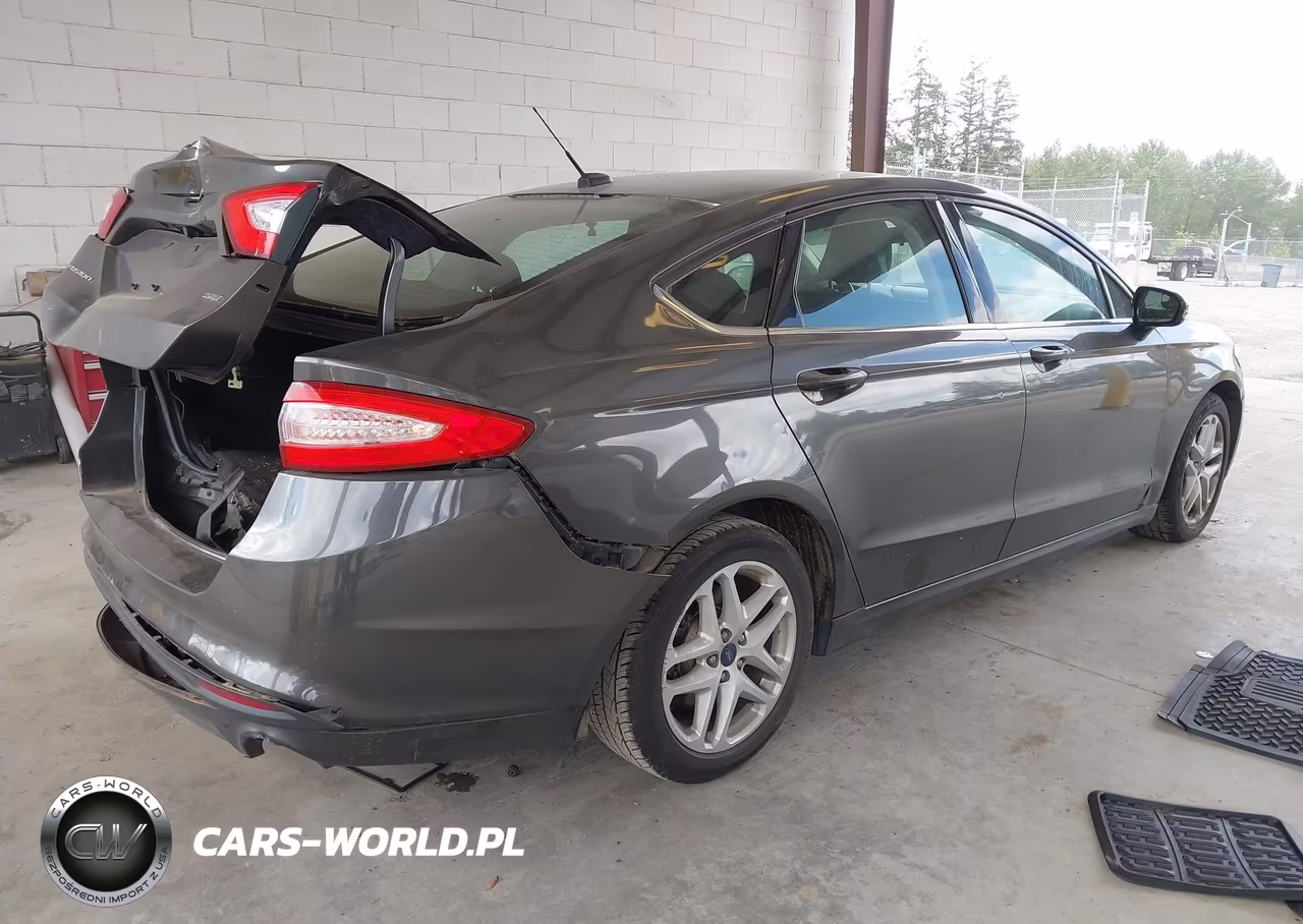2015 Ford Fusion Se VIN:1FA6P0H71F5125985 - 4