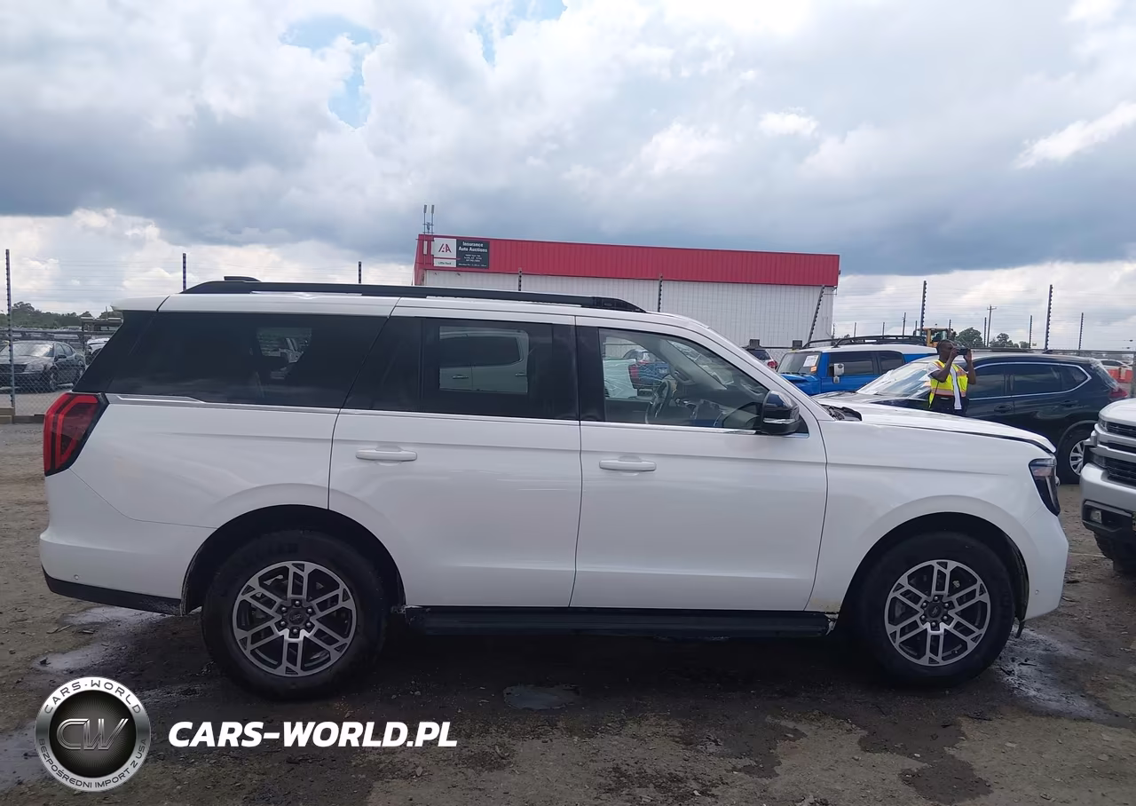 2025 Ford Expedition Active VIN:1FMJU1H86SEA28203 - 13