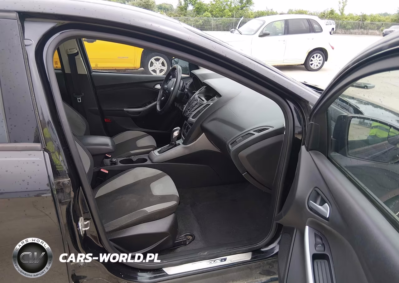 2012 Ford Focus Se VIN:1FAHP3F27CL362182 - 5