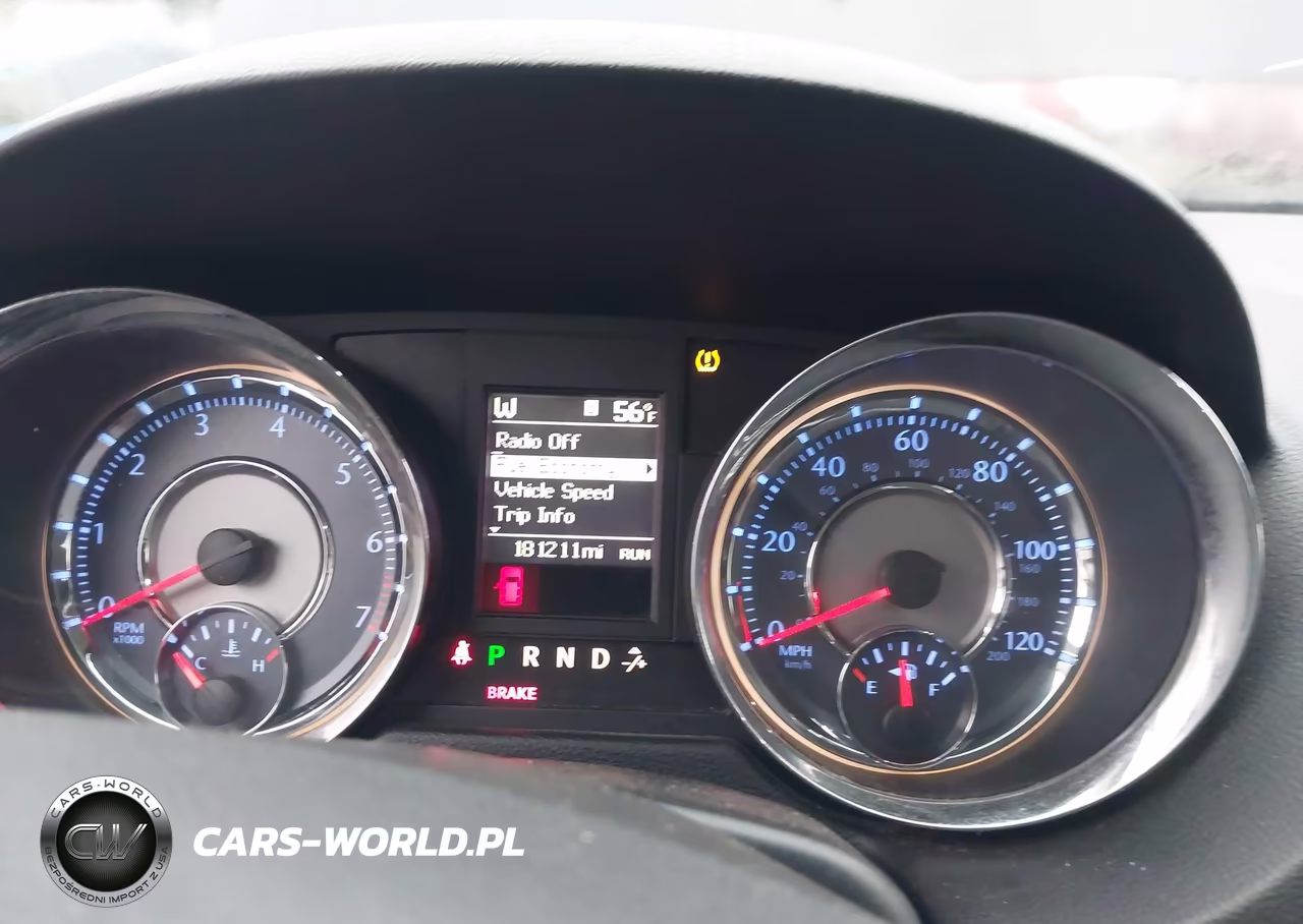 2015 Chrysler Town & Country Touring VIN:2C4RC1BG6FR510463 - 7
