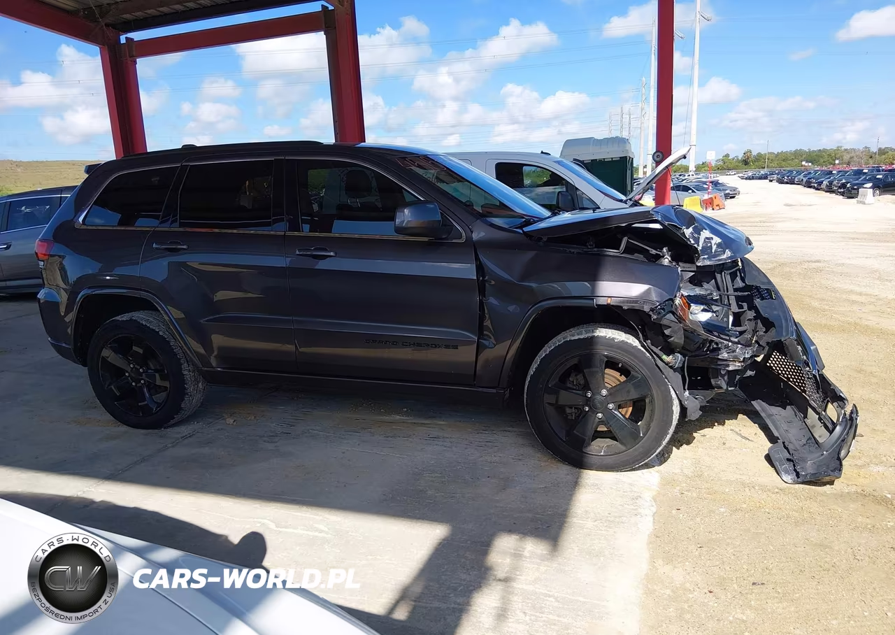 2015 Jeep Grand Cherokee Altitude VIN:1C4RJFAG0FC166285 - 13