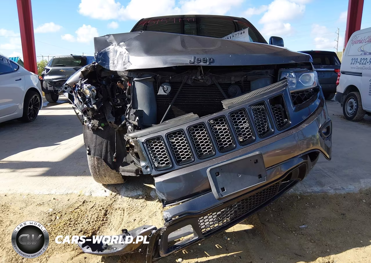 2015 Jeep Grand Cherokee Altitude VIN:1C4RJFAG0FC166285 - 6