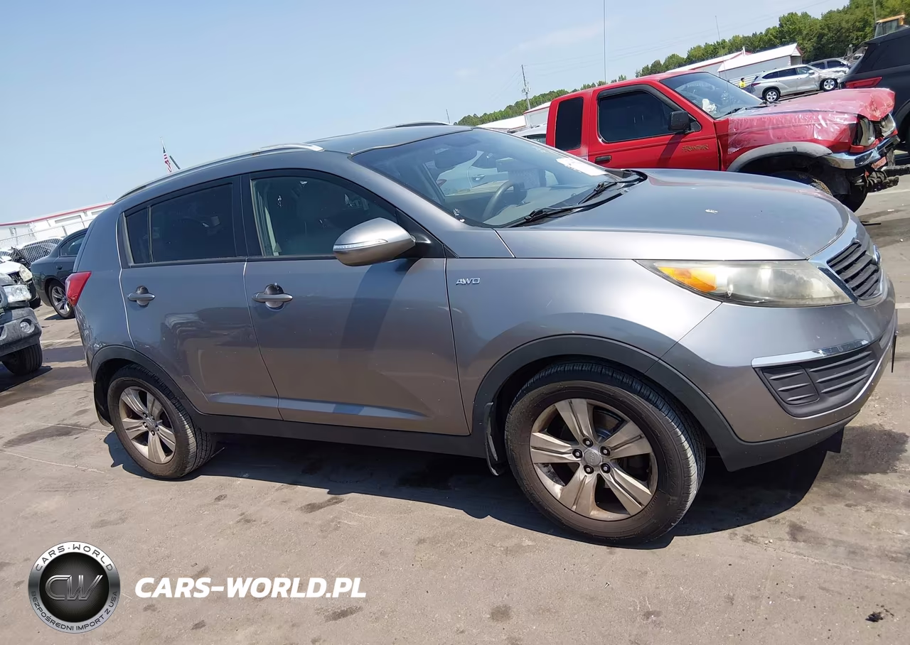 2011 Kia Sportage Lx VIN:KNDPBCA2XB7139654 - 13