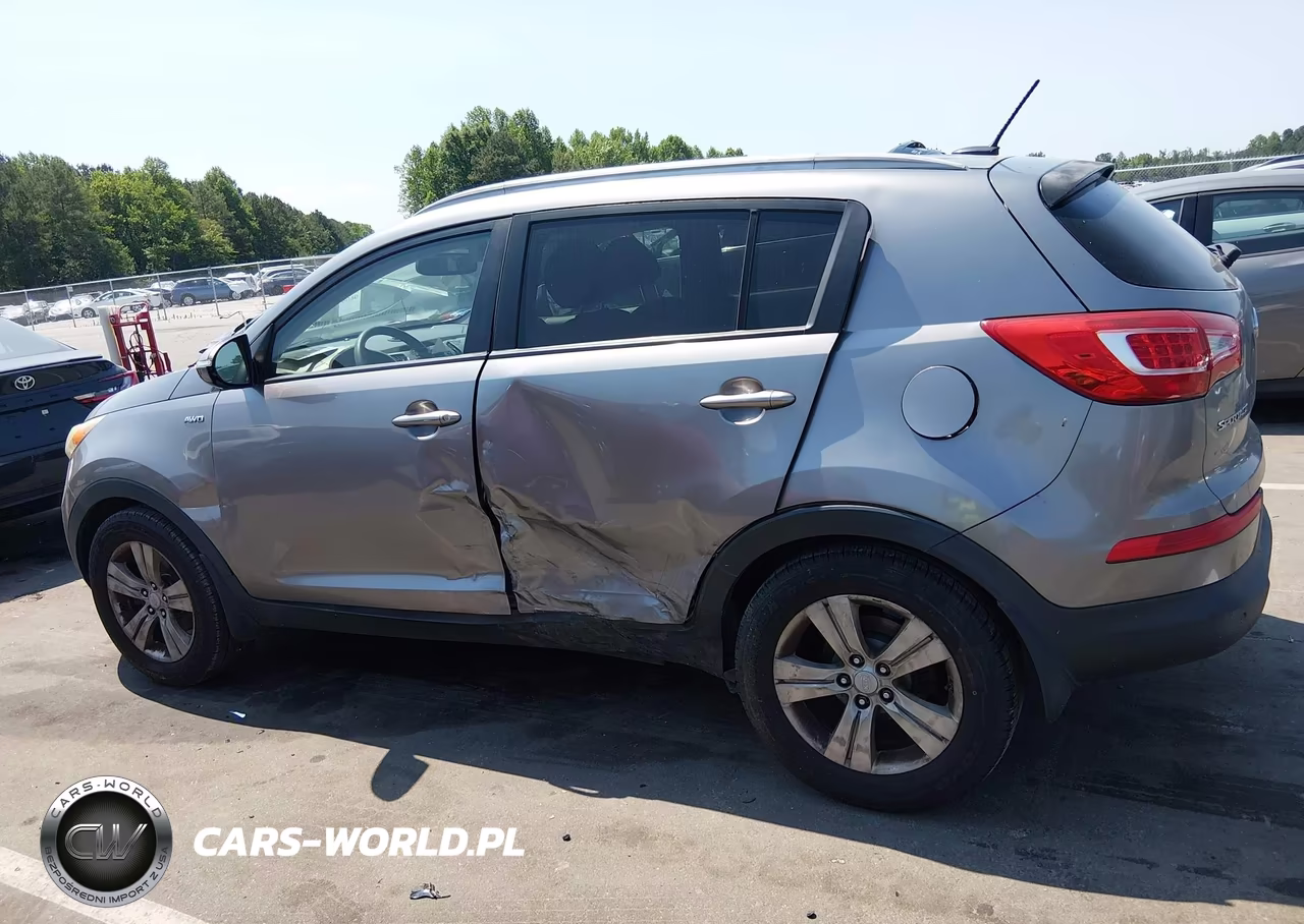 2011 Kia Sportage Lx VIN:KNDPBCA2XB7139654 - 14