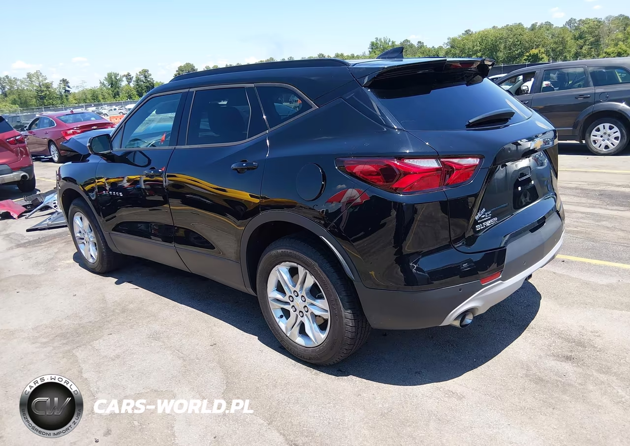 2019 Chevrolet Blazer VIN:3GNKBDRS4KS703697 - 3