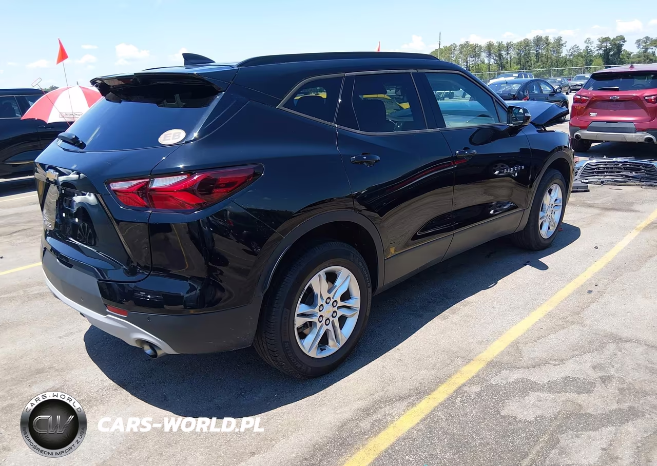 2019 Chevrolet Blazer VIN:3GNKBDRS4KS703697 - 4