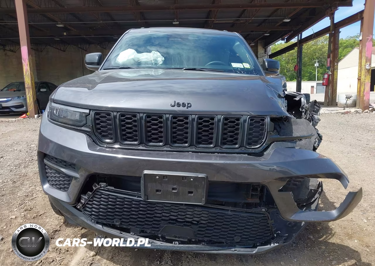 2024 Jeep Grand Cherokee Altitude X 4X4 VIN:1C4RJHAG7RC706960 - 13