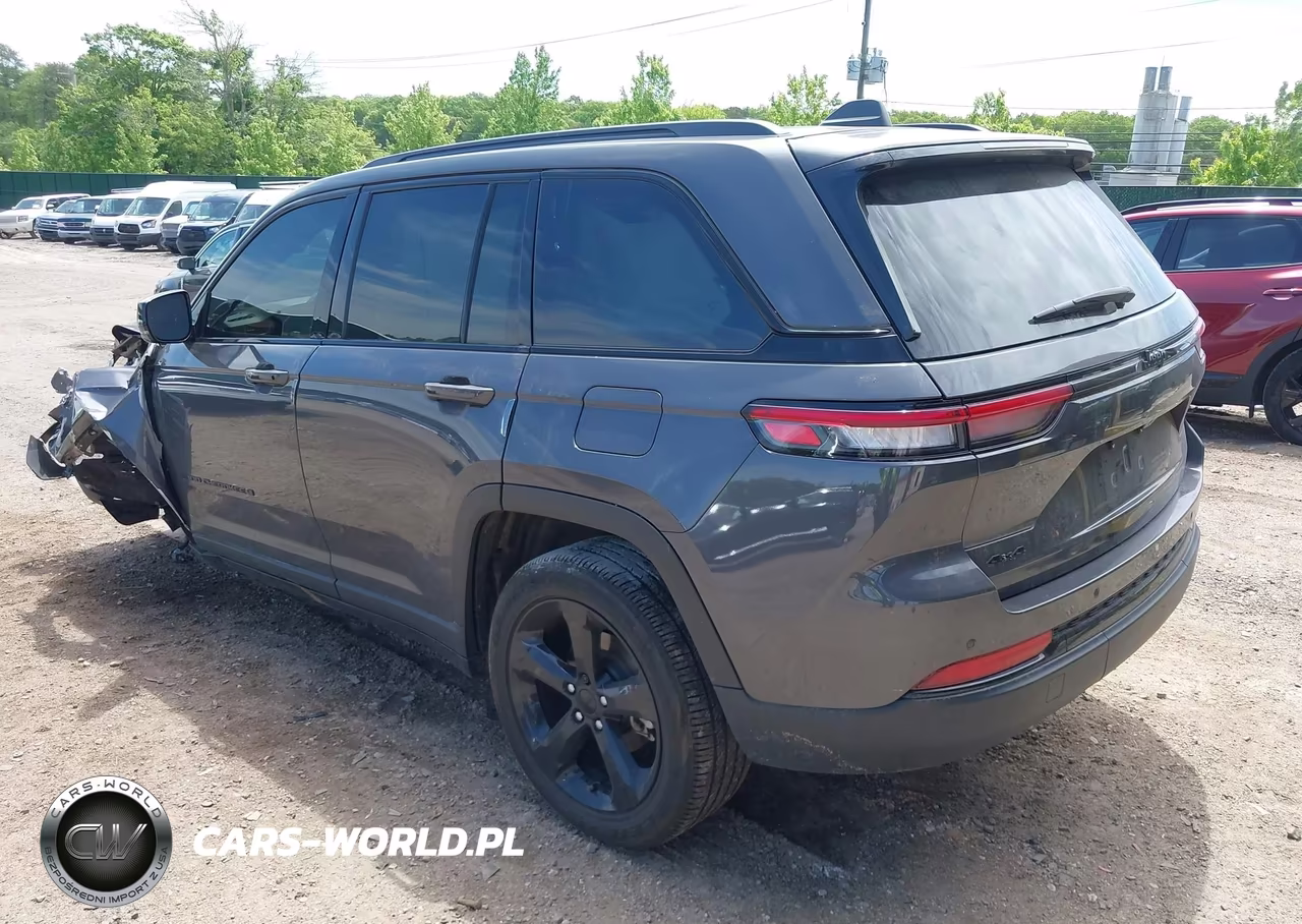 2024 Jeep Grand Cherokee Altitude X 4X4 VIN:1C4RJHAG7RC706960 - 3