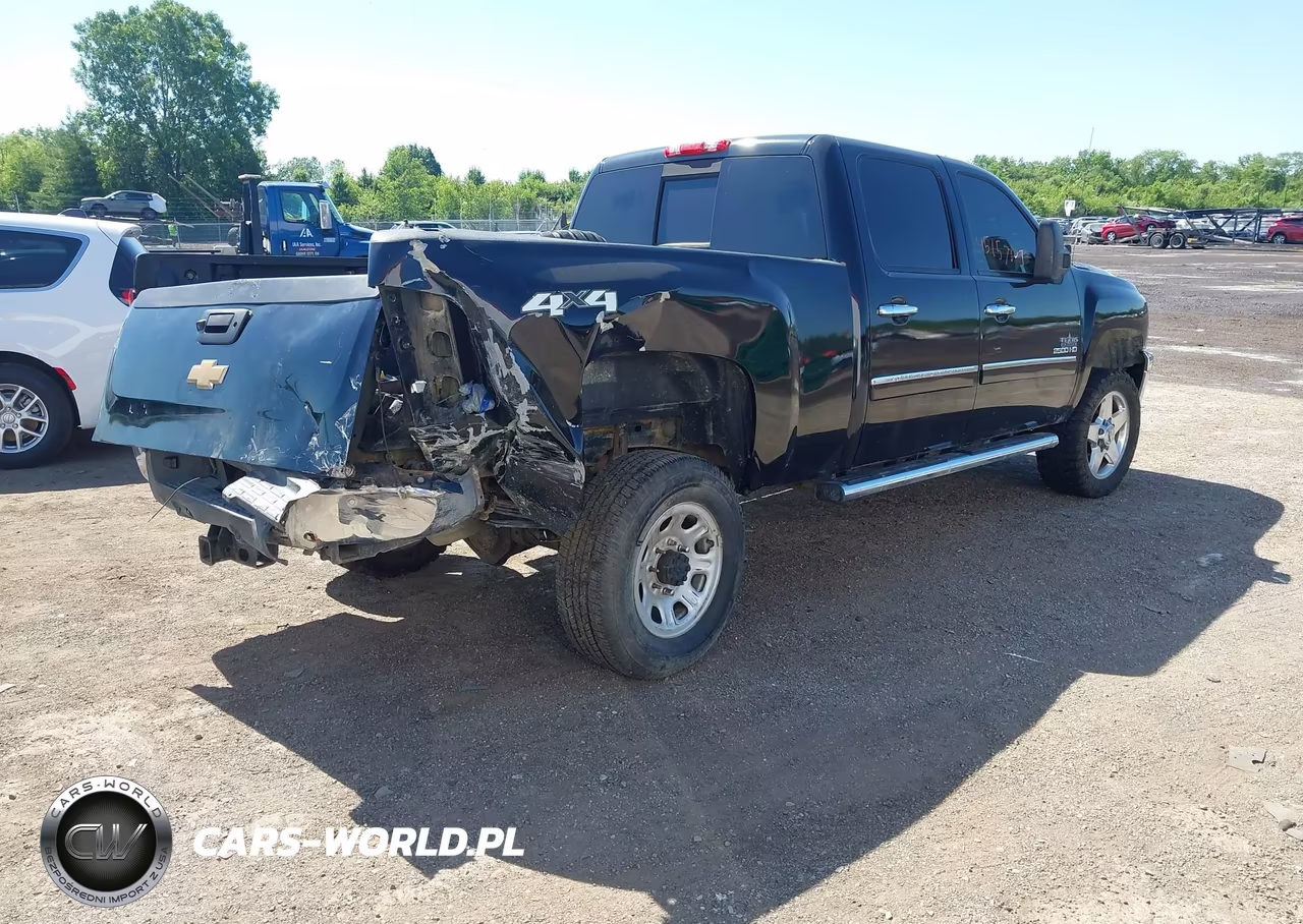 2013 Chevrolet Silverado 2500Hd Lt VIN:1GC1KXCG3DF186927 - 4