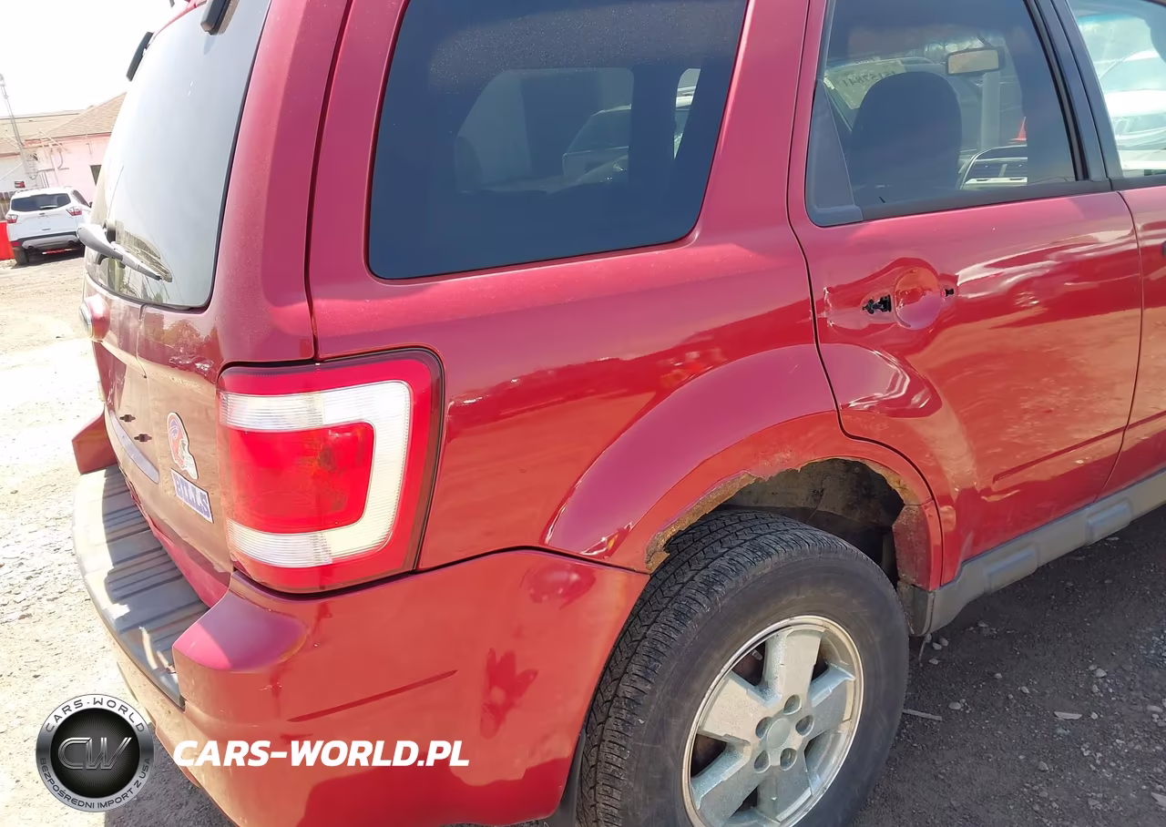2011 Ford Escape Xlt VIN:1FMCU0D71BKA54046 - 12