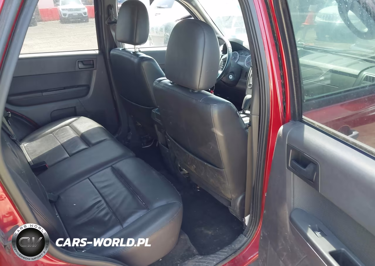 2011 Ford Escape Xlt VIN:1FMCU0D71BKA54046 - 8