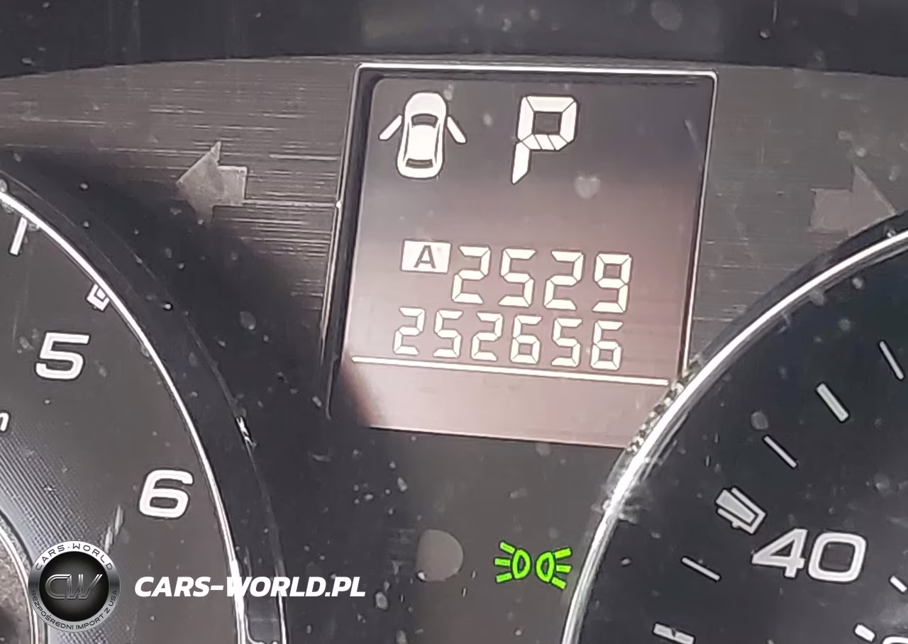 2010 Subaru Legacy 2.5I Premium VIN:4S3BMCC64A3220434 - 16