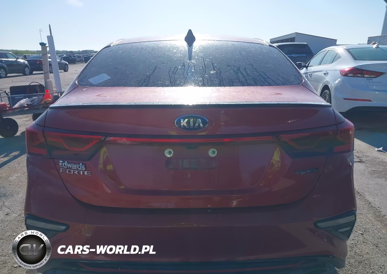 2021 Kia Forte Gt-Line VIN:3KPF34AD2ME385990 - 16