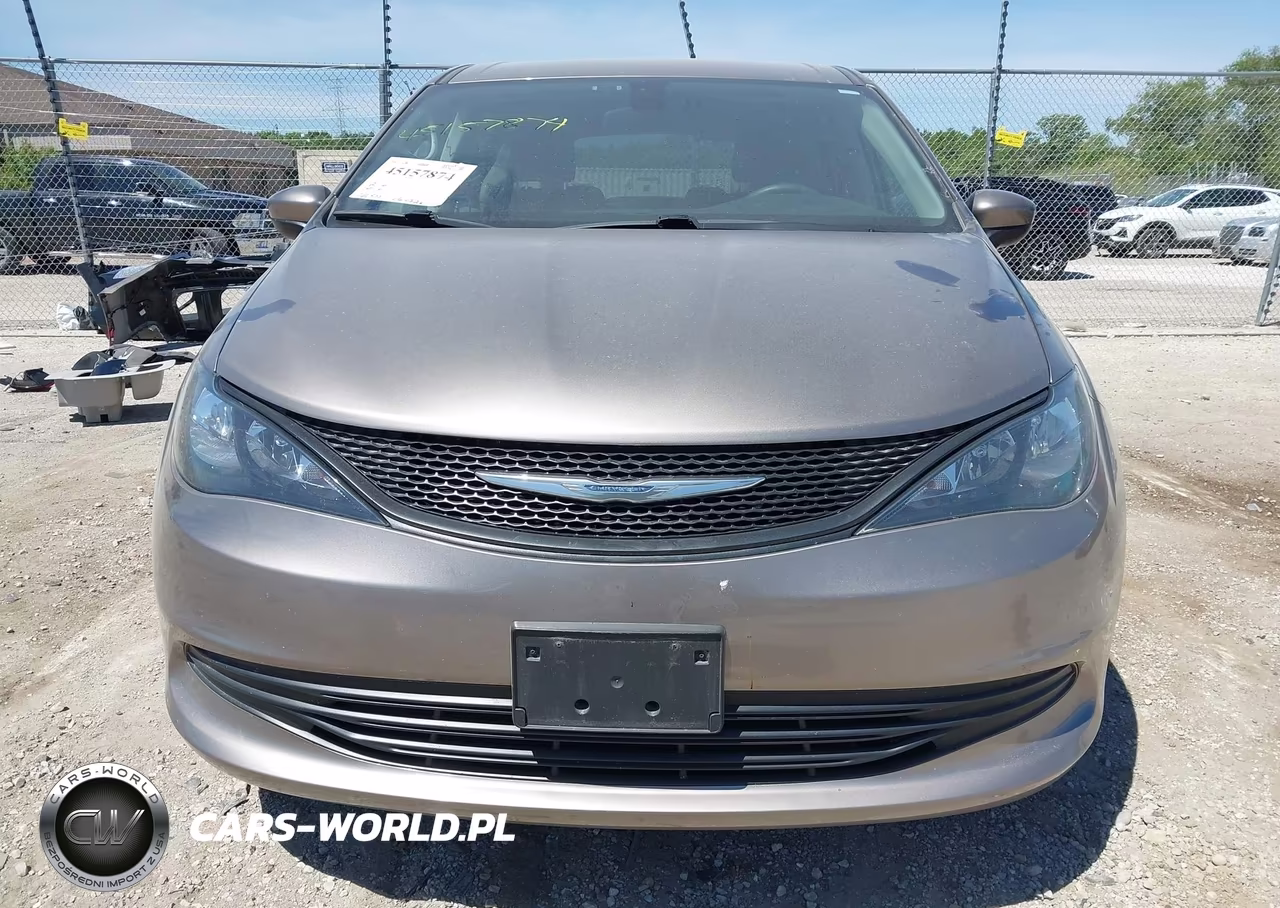 2018 Chrysler Pacifica L VIN:2C4RC1AG1JR198448 - 12