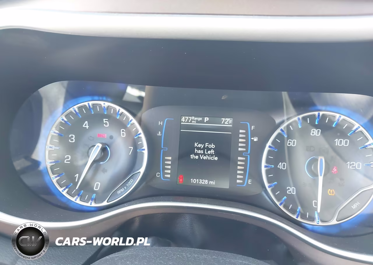 2018 Chrysler Pacifica L VIN:2C4RC1AG1JR198448 - 7
