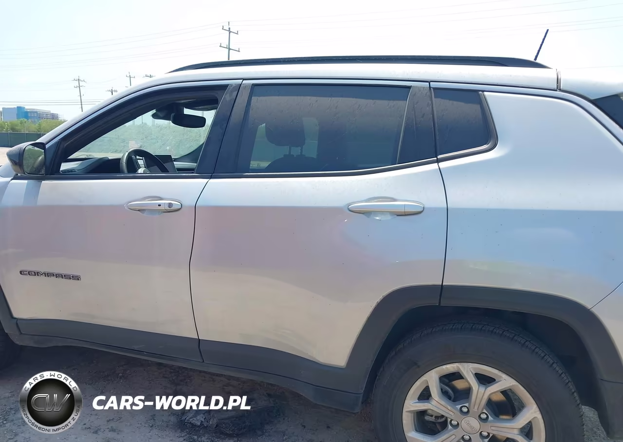 2024 Jeep Compass Latitude 4X4 VIN:3C4NJDBN8RT111513 - 14