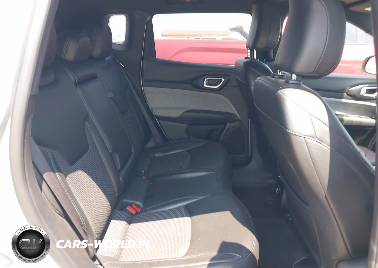 2024 Jeep Compass Latitude 4X4 VIN:3C4NJDBN8RT111513 - 8